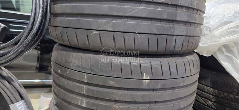 Michelin 235/35 R20 Letnja