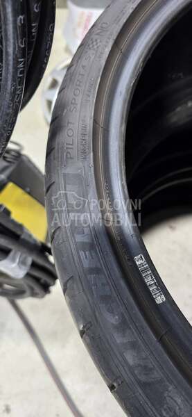 Michelin 235/35 R20 Letnja