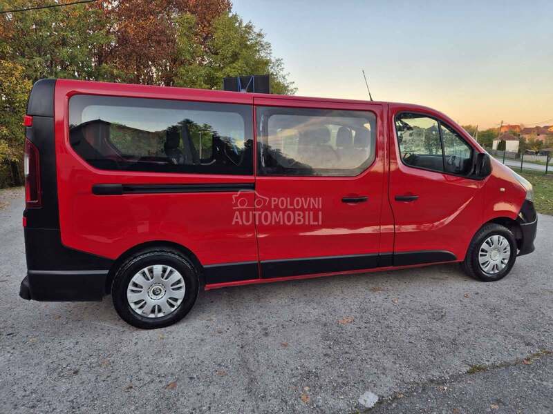 Renault Trafic Long