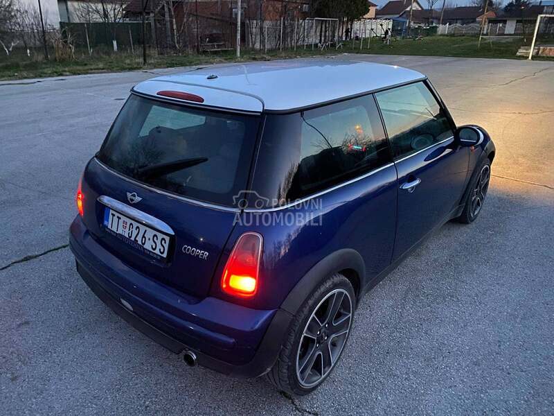 MINI Cooper 