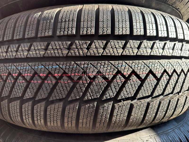 Continental 255/60 R18 Zimska