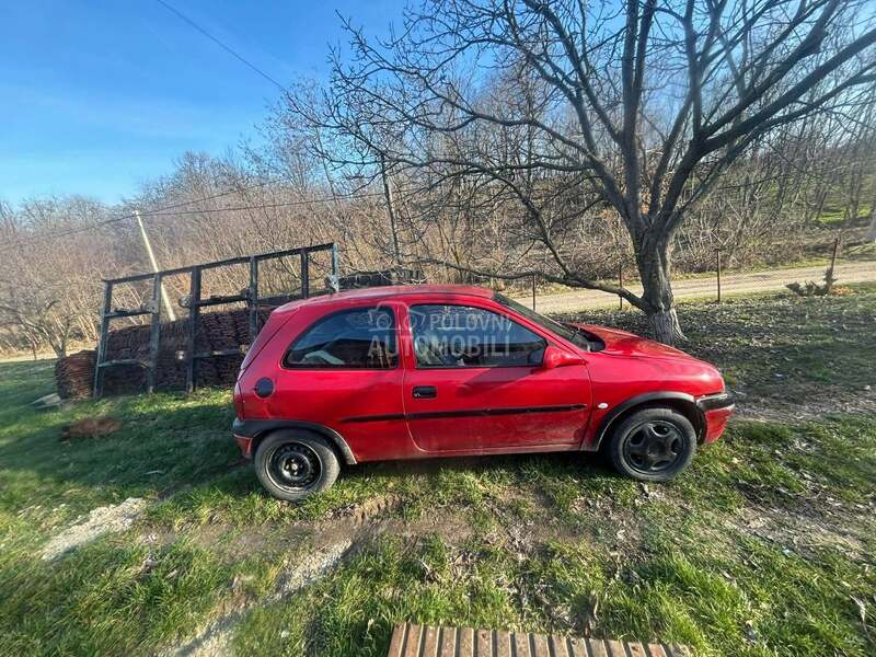 Opel Corsa B 