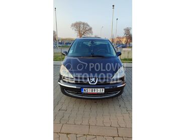 Peugeot 807 2.0 HDI