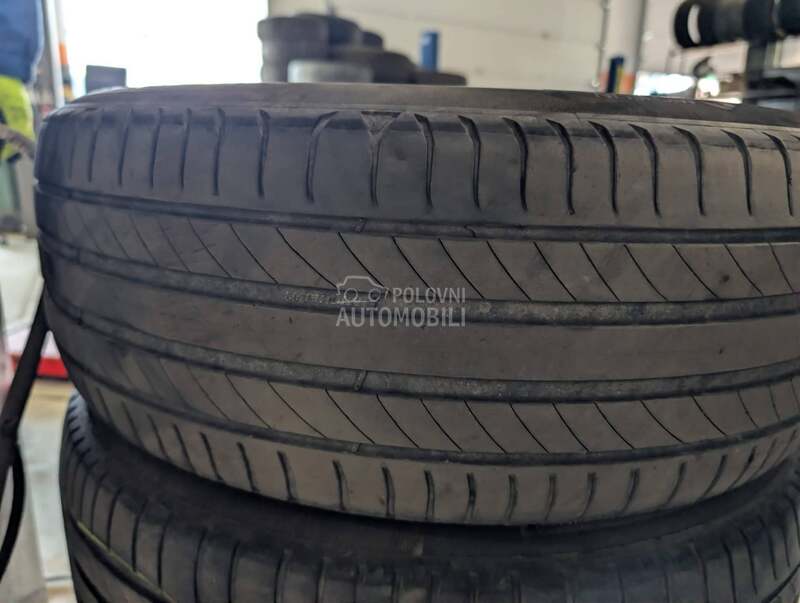 Michelin 215/60 R16 Letnja