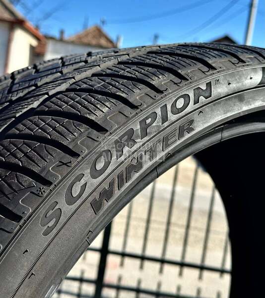 Pirelli 315/30 R22 Zimska