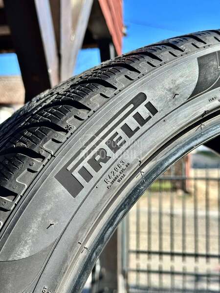 Pirelli 285/40 R22 Zimska