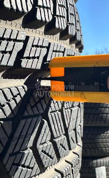 Pirelli 315/30 R22 Zimska