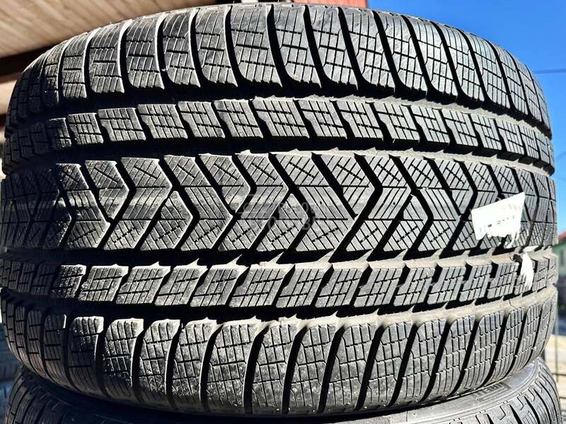 Pirelli 315/30 R22 Zimska