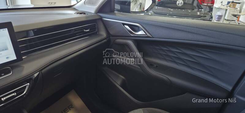 MG HS HYBRID Plus COMFORT