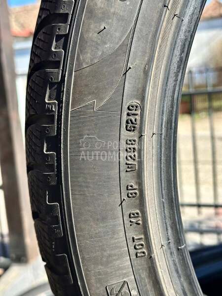 Pirelli 285/40 R22 Zimska