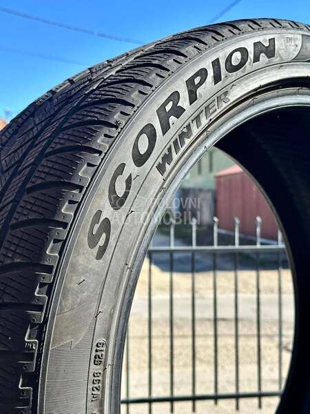 Pirelli 285/40 R22 Zimska