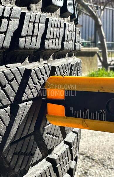 Pirelli 265/45 R20 Zimska