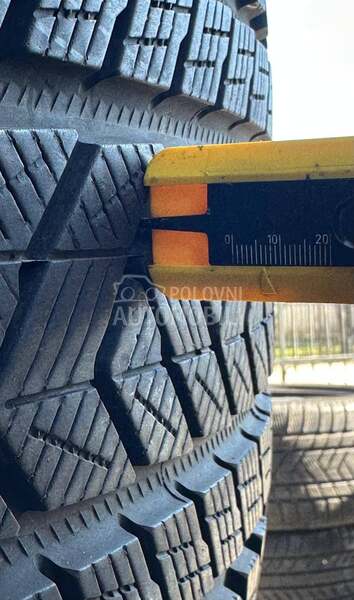 Pirelli 315/30 R22 Zimska