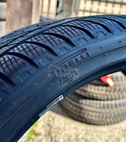 Pirelli 315/30 R22 Zimska