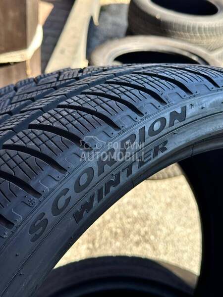 Pirelli 315/30 R22 Zimska