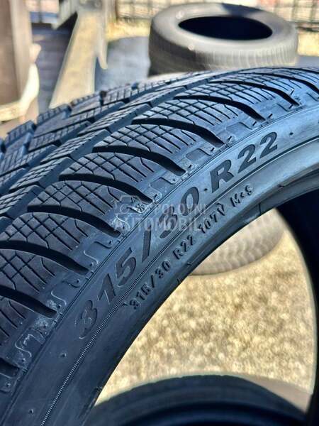 Pirelli 315/30 R22 Zimska