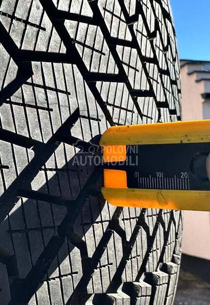 Pirelli 285/40 R23 Zimska