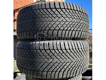 Pirelli 285/40 R23 Zimska