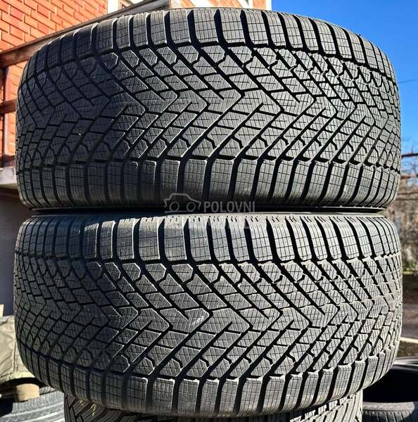 Pirelli 285/40 R23 Zimska