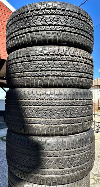 Pirelli 305/35 R21 Zimska