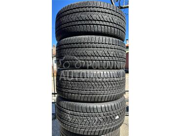 Pirelli 285/40 R22 Zimska
