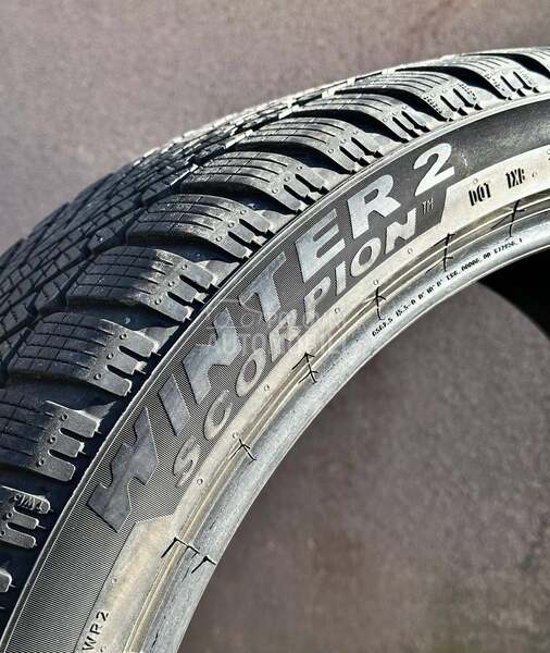 Pirelli 285/35 R22 Zimska