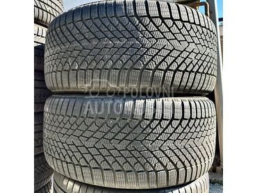 Pirelli 285/35 R22 Zimska