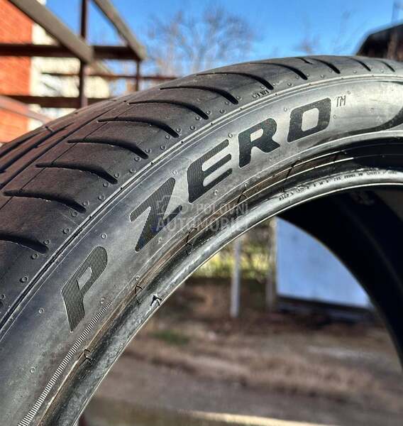 Pirelli 275/35 R22 Letnja