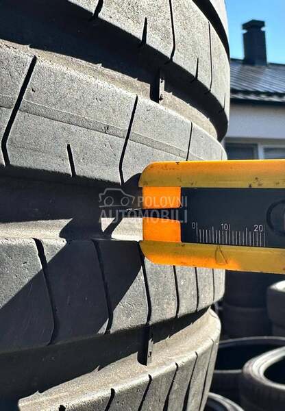 Pirelli 275/35 R22 Letnja