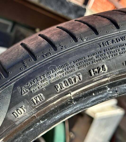 Pirelli 275/35 R22 Letnja