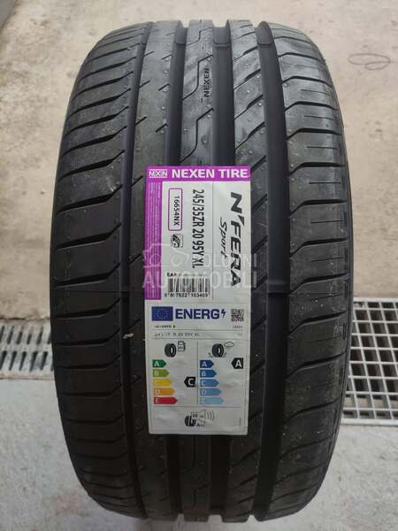 Nexen 245/35 R20 Letnja