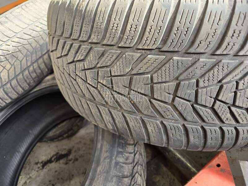 Hankook 275/50 R20 Zimska