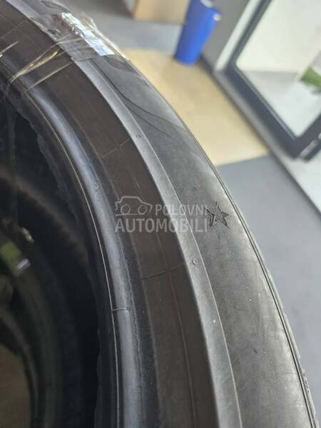 Pirelli 275/40 R20 Letnja