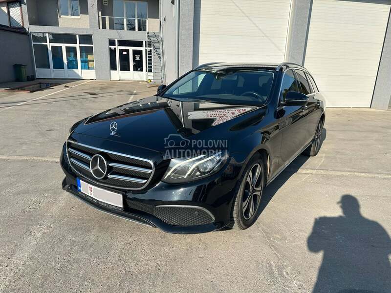 Mercedes Benz E 220 