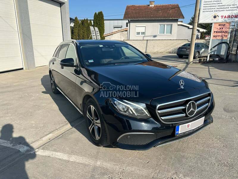 Mercedes Benz E 220 