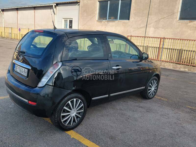 Lancia Ypsilon 1.2