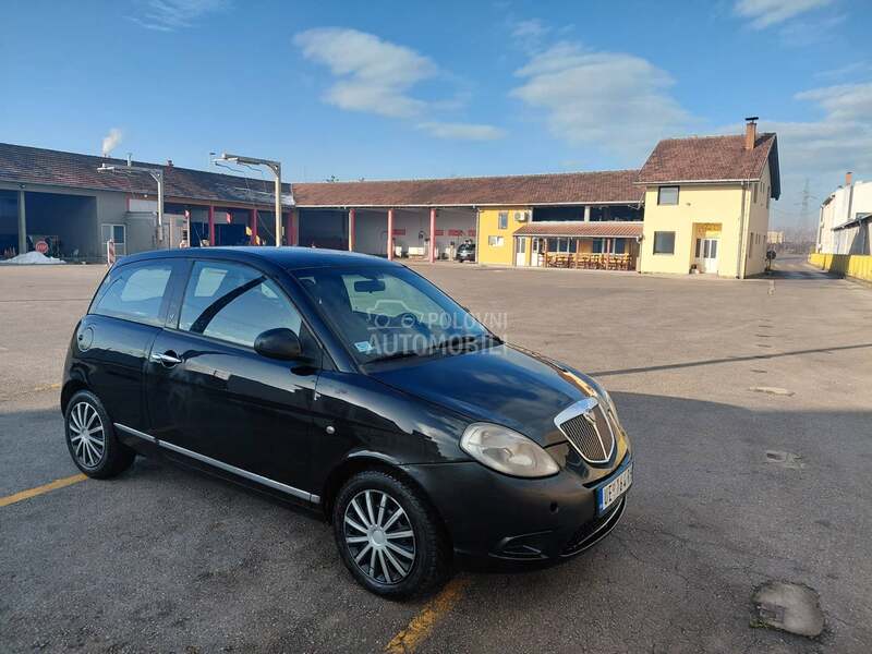 Lancia Ypsilon 1.2