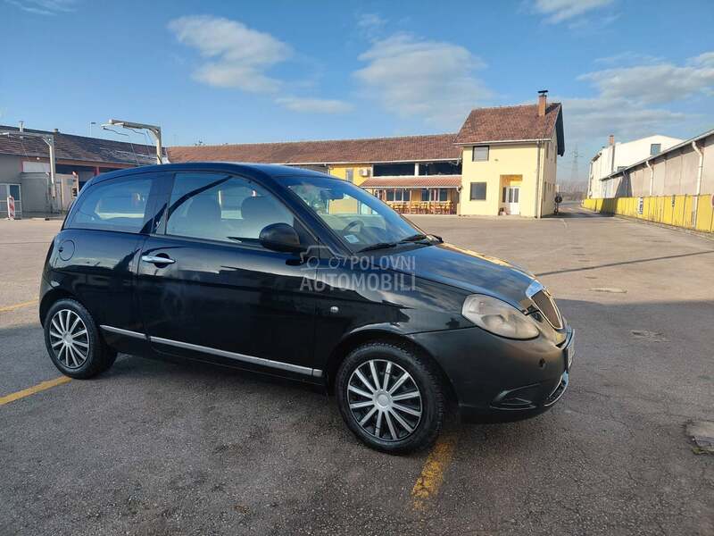Lancia Ypsilon 1.2