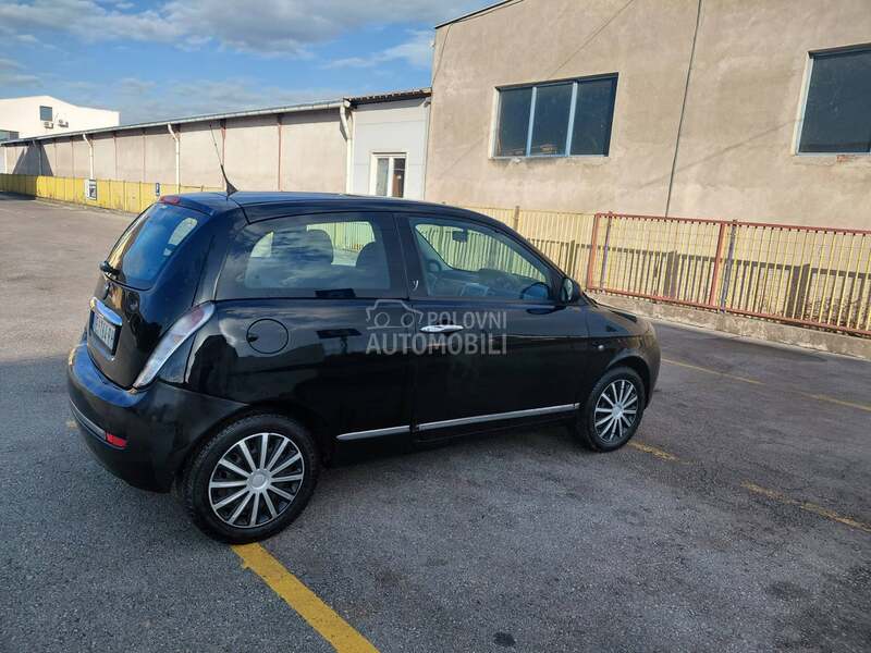 Lancia Ypsilon 1.2