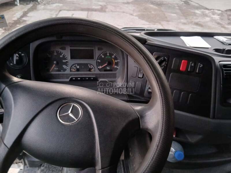 Mercedes Benz atego 815