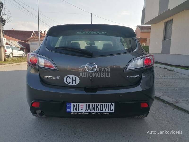 Mazda 3 1.6i ATTRACTION CH