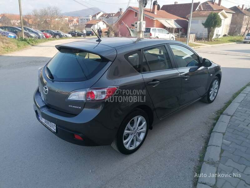 Mazda 3 1.6i ATTRACTION CH
