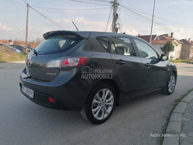Mazda 3 1.6i ATTRACTION CH