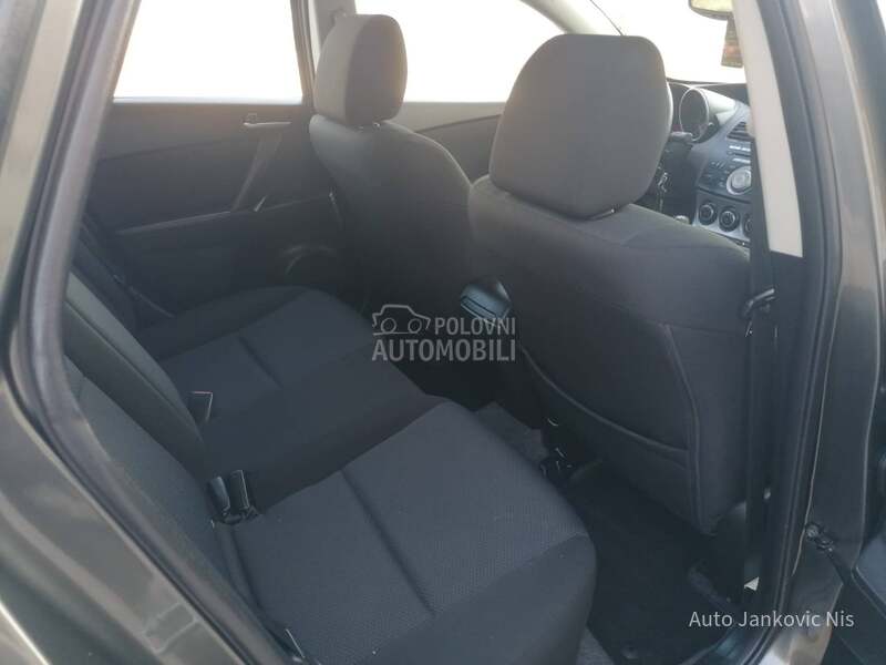 Mazda 3 1.6i ATTRACTION CH