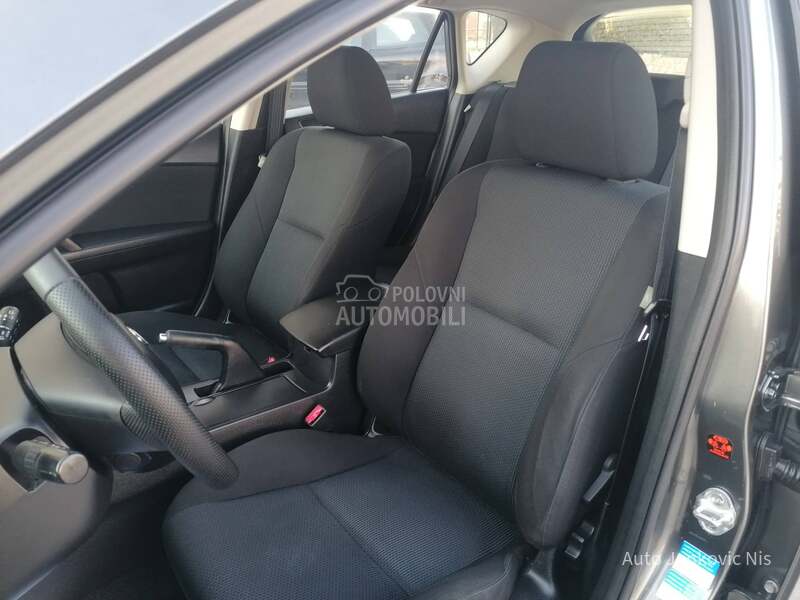 Mazda 3 1.6i ATTRACTION CH