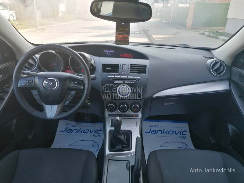 Mazda 3 1.6i ATTRACTION CH