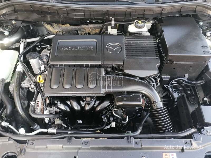 Mazda 3 1.6i ATTRACTION CH