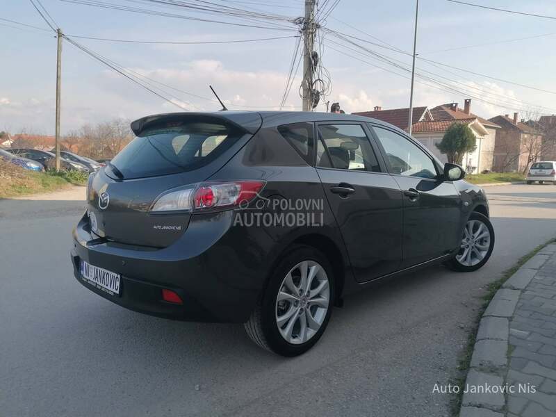 Mazda 3 1.6i ATTRACTION CH