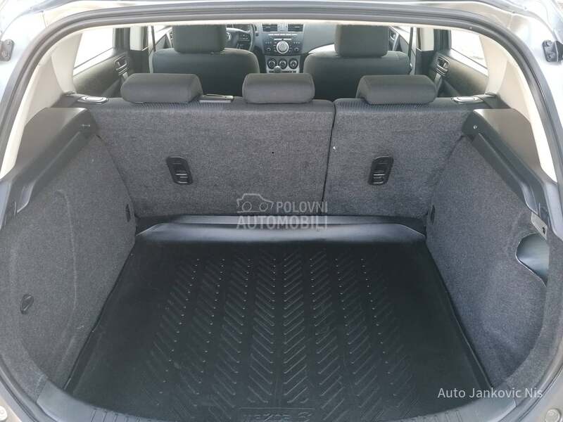 Mazda 3 1.6i ATTRACTION CH