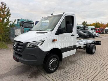 Mercedes Benz Sprinter 516 CDI/MO3022